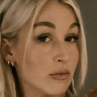 Cassie Popcorn (Popcorn In Bed) - Cassie Tremblay Nude